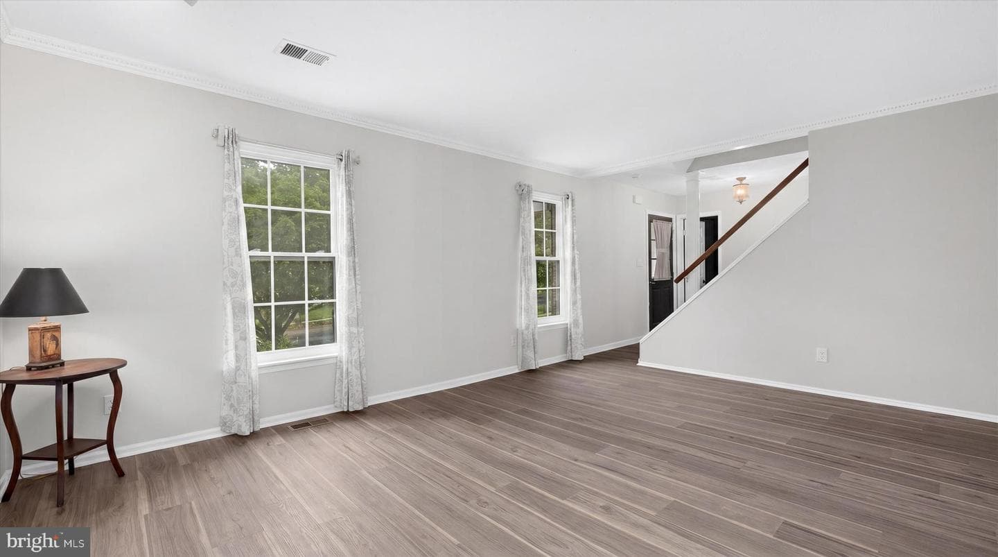 1126 Neptune Place photo 7