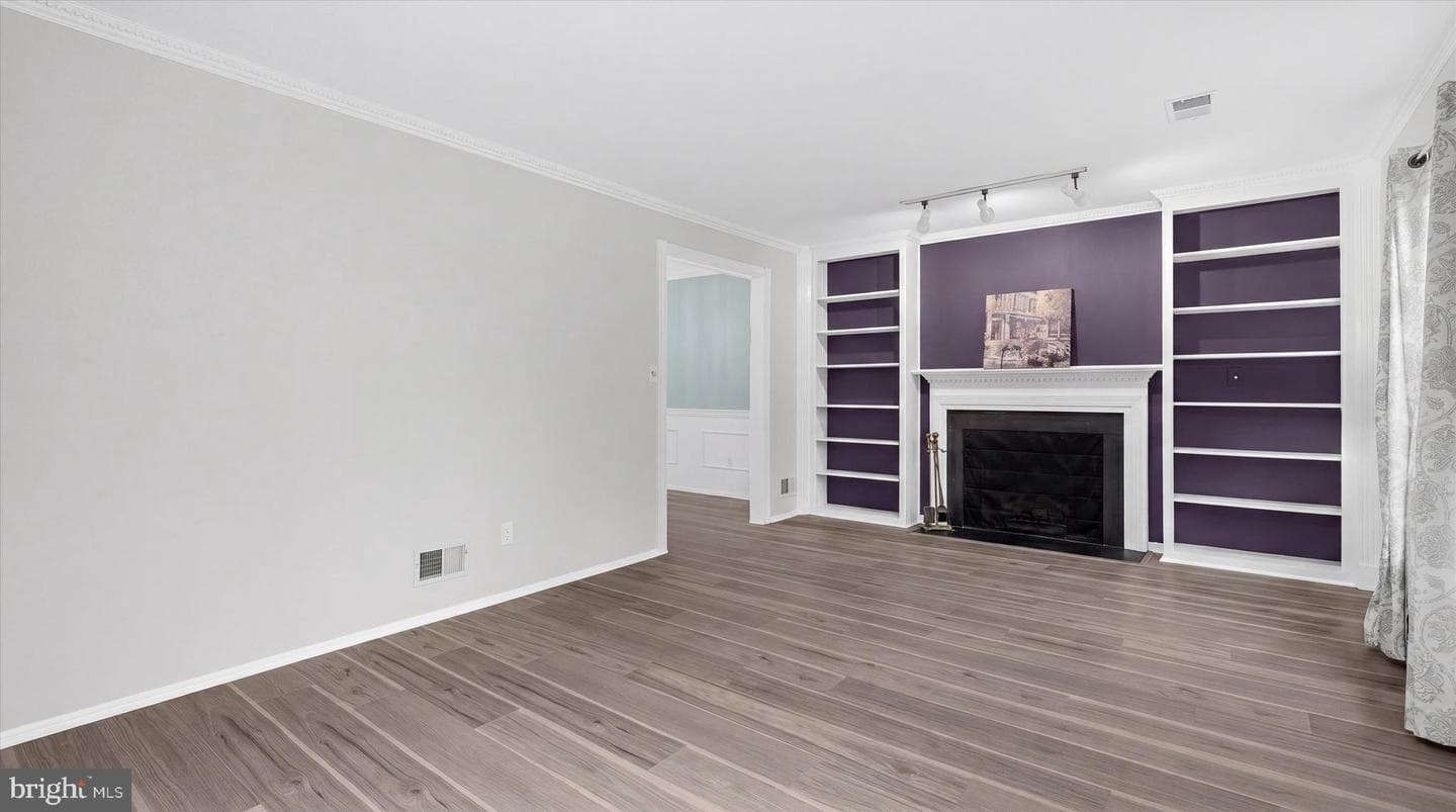 1126 Neptune Place photo 8