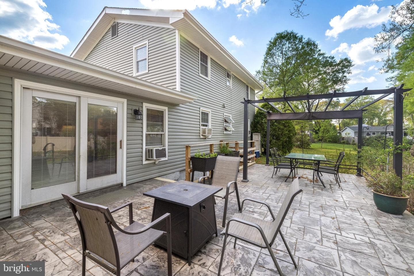 304 Gordon Avenue photo 11