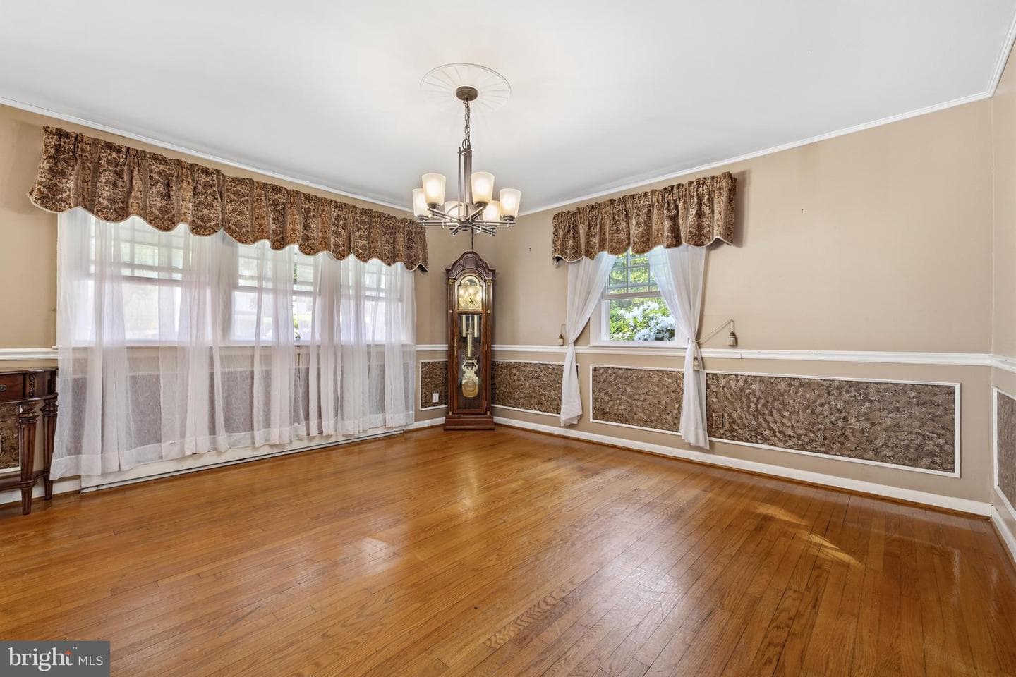 304 Gordon Avenue photo 12