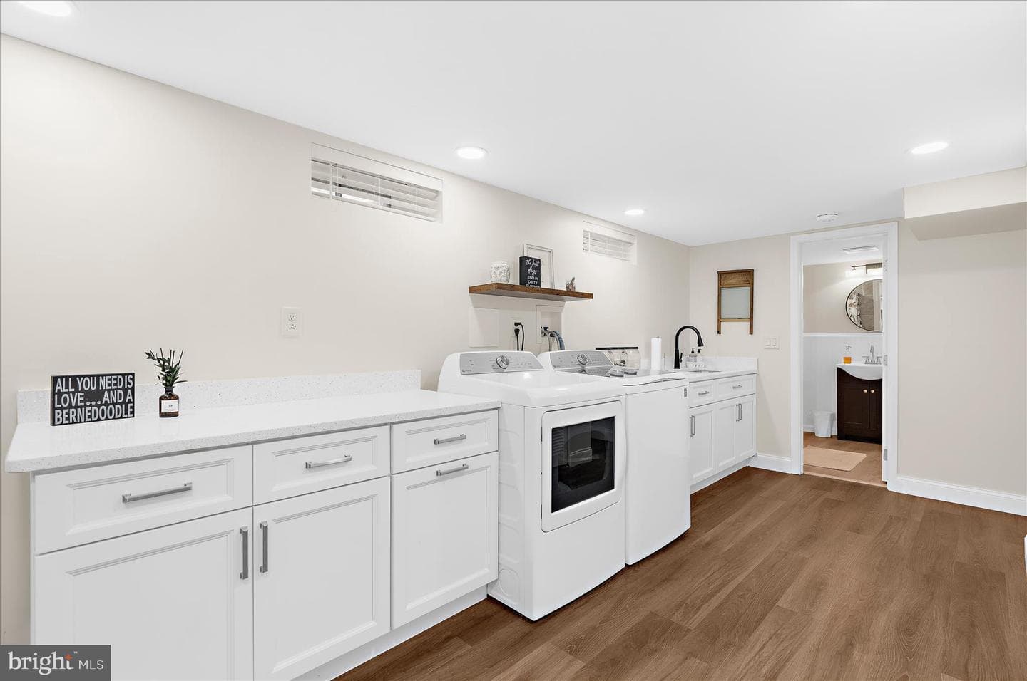 3 Belvedere Avenue photo 32
