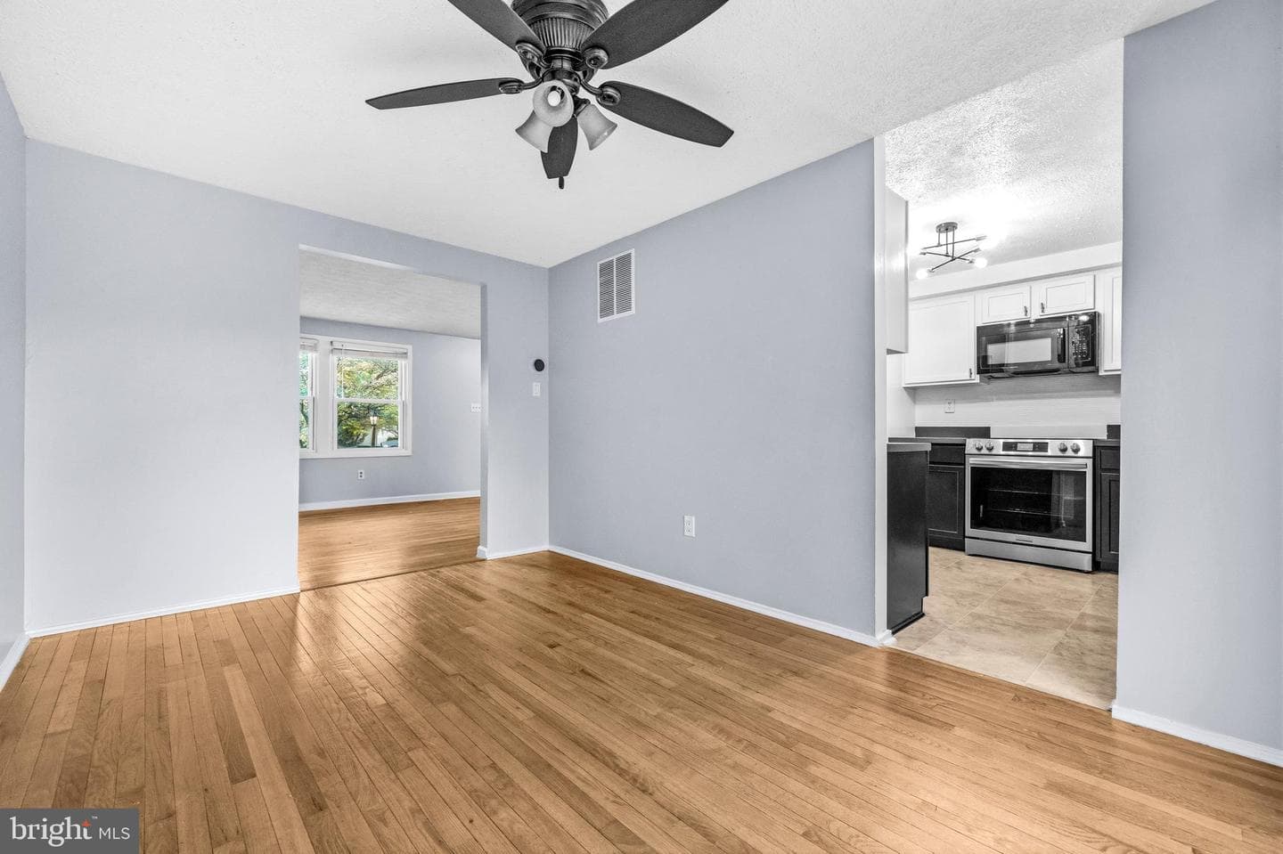8041 Bosley Court photo 10