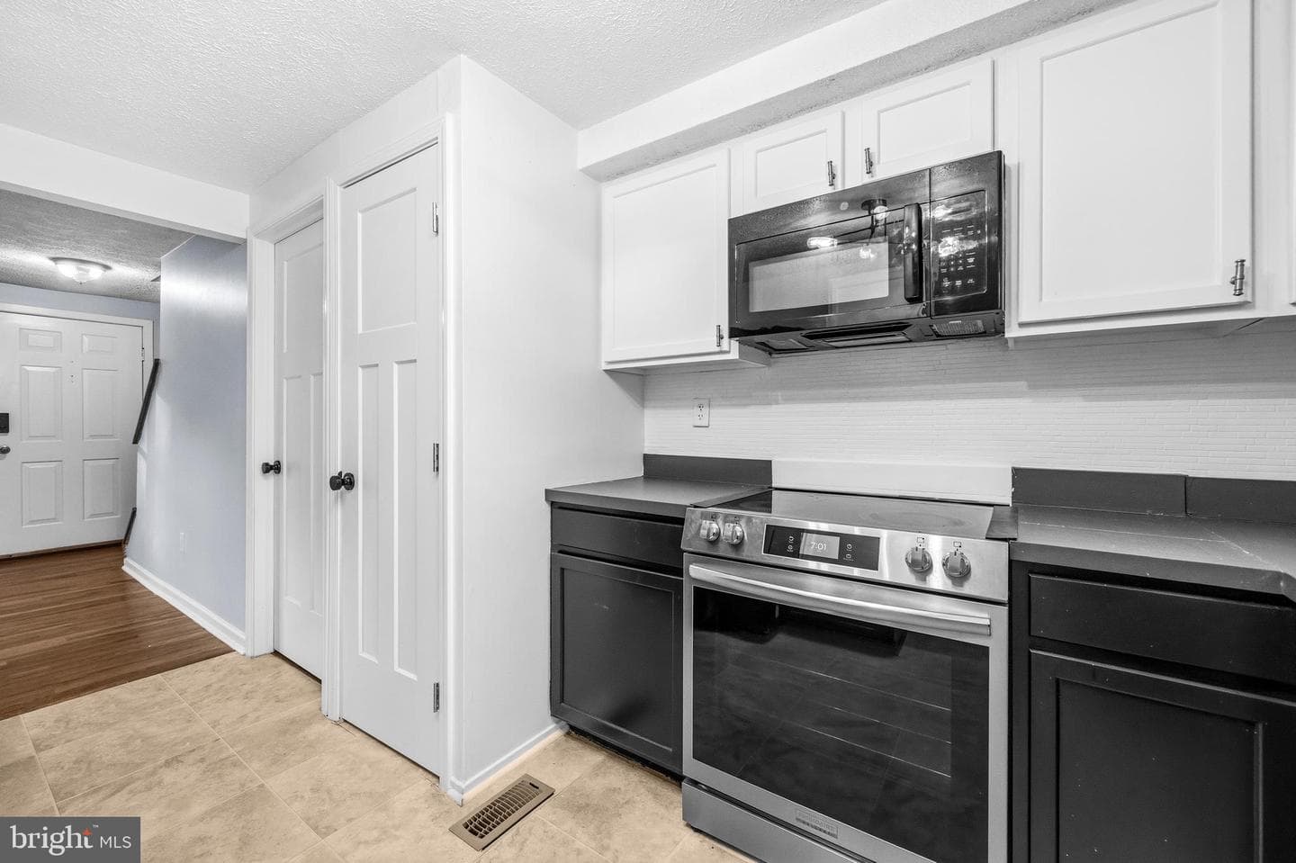 8041 Bosley Court photo 14