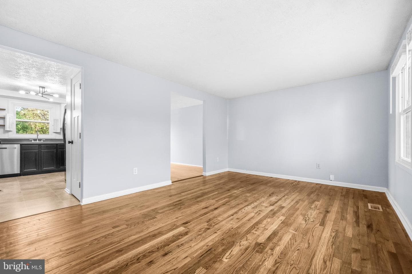 8041 Bosley Court photo 6