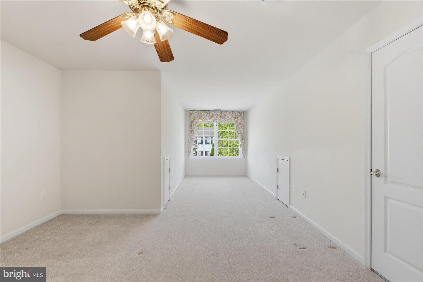 1215 Destiny Circle photo 35