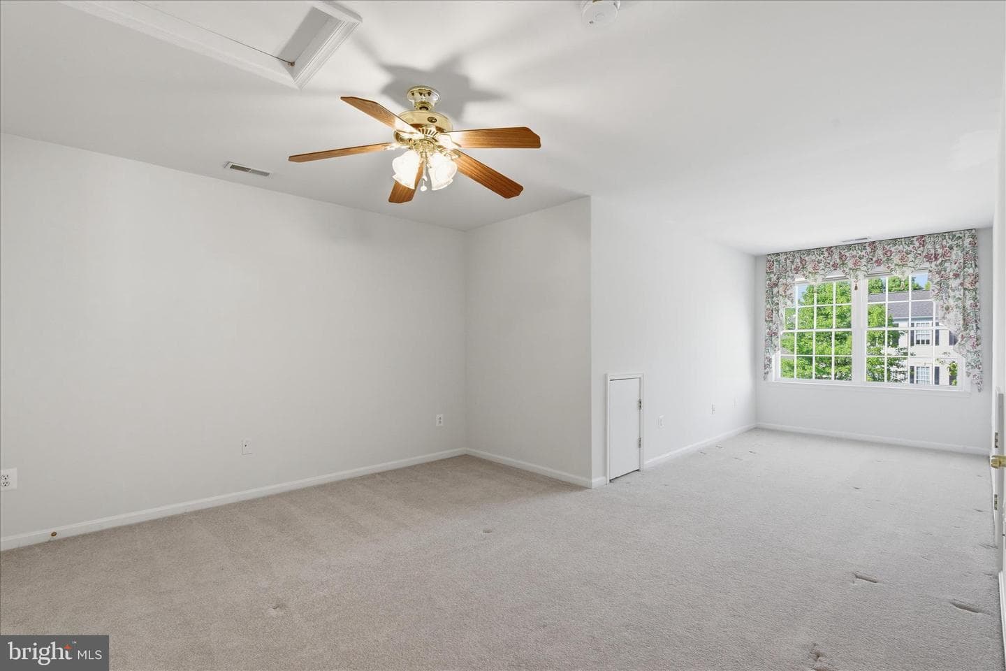 1215 Destiny Circle photo 36