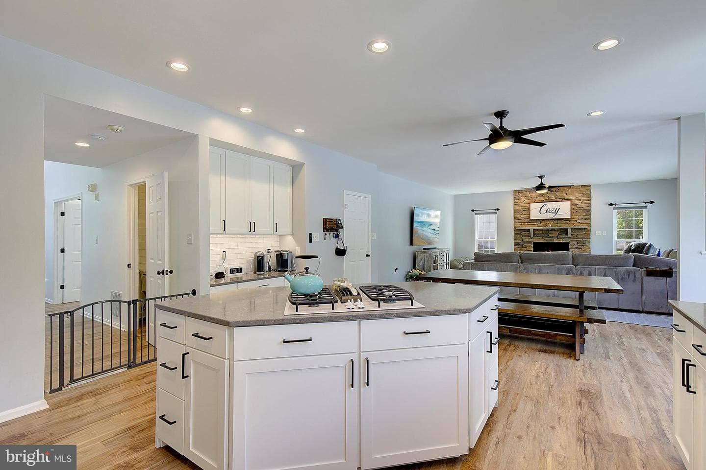 2424 Valley Brook Lane photo 14