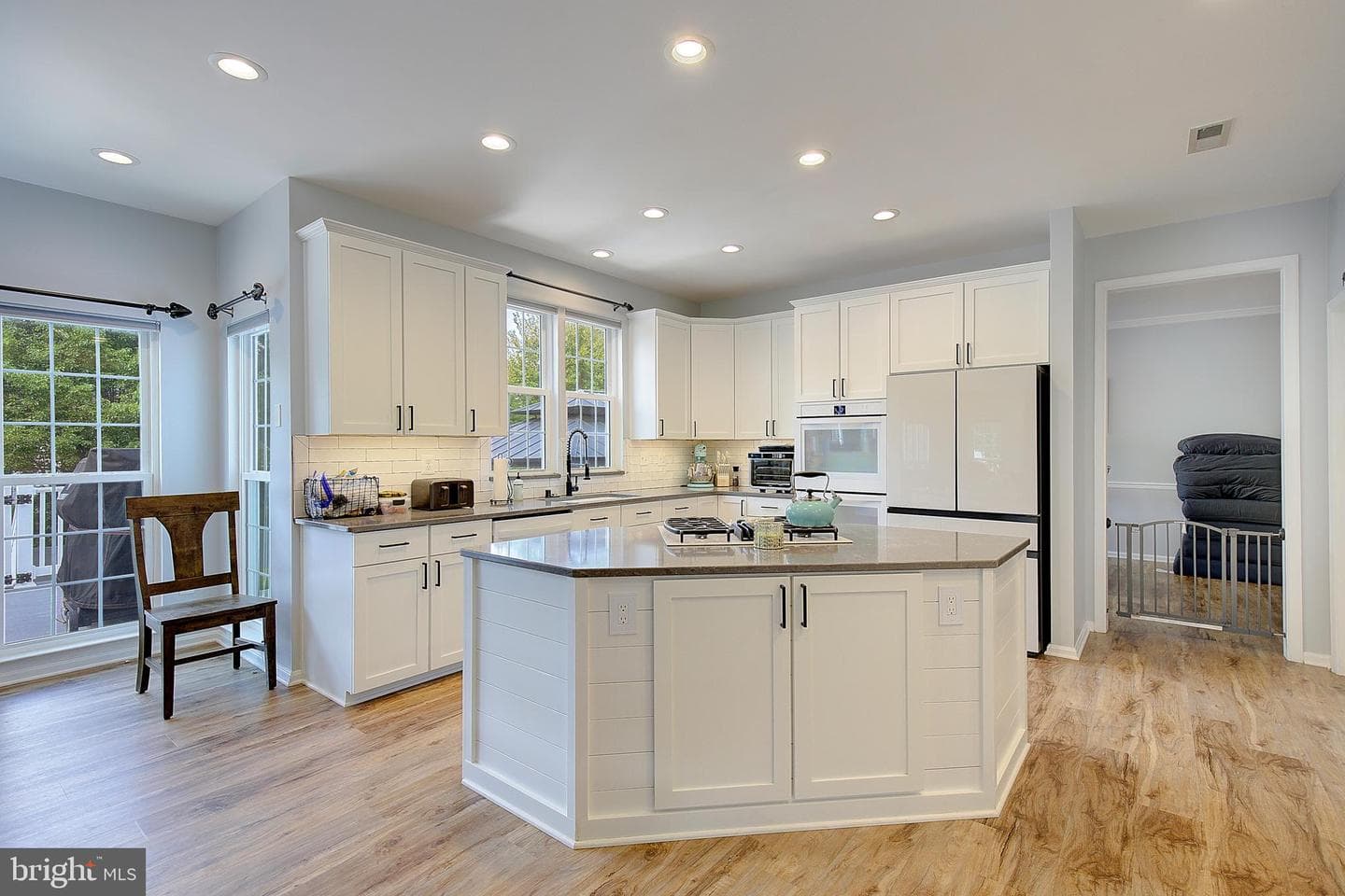 2424 Valley Brook Lane photo 16