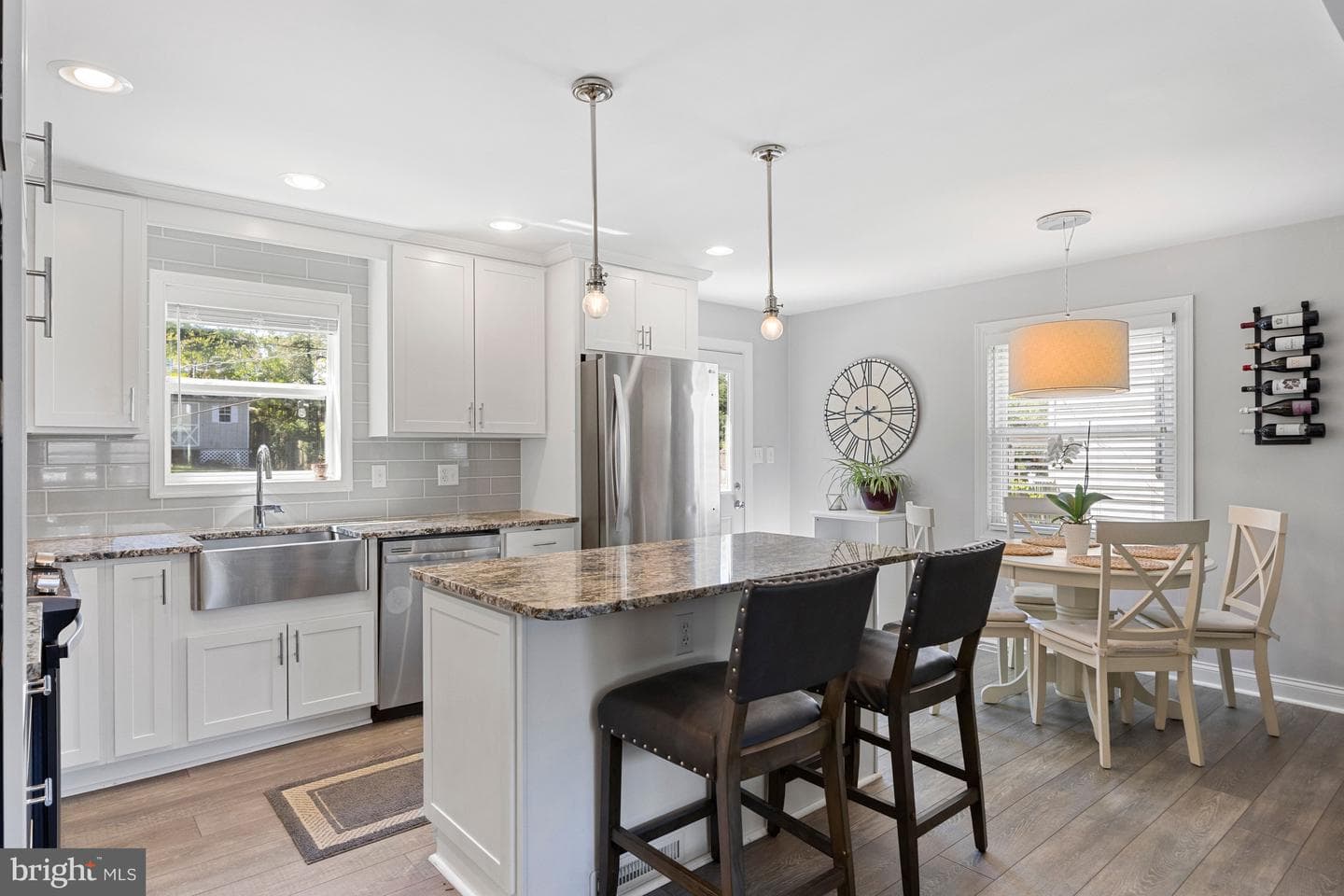 511 Greenwood Road photo 4