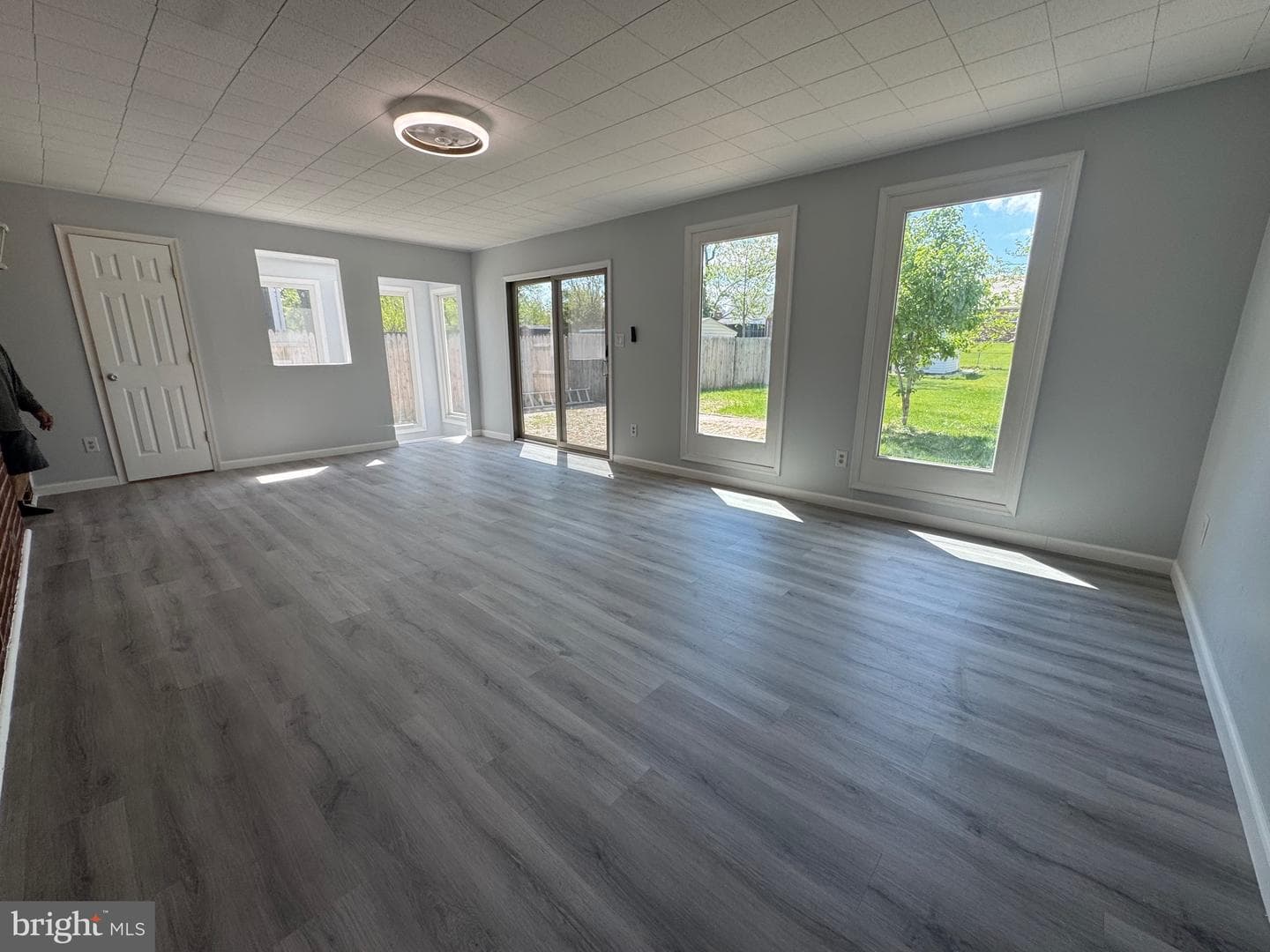 208 Kuethe Road NE photo 15
