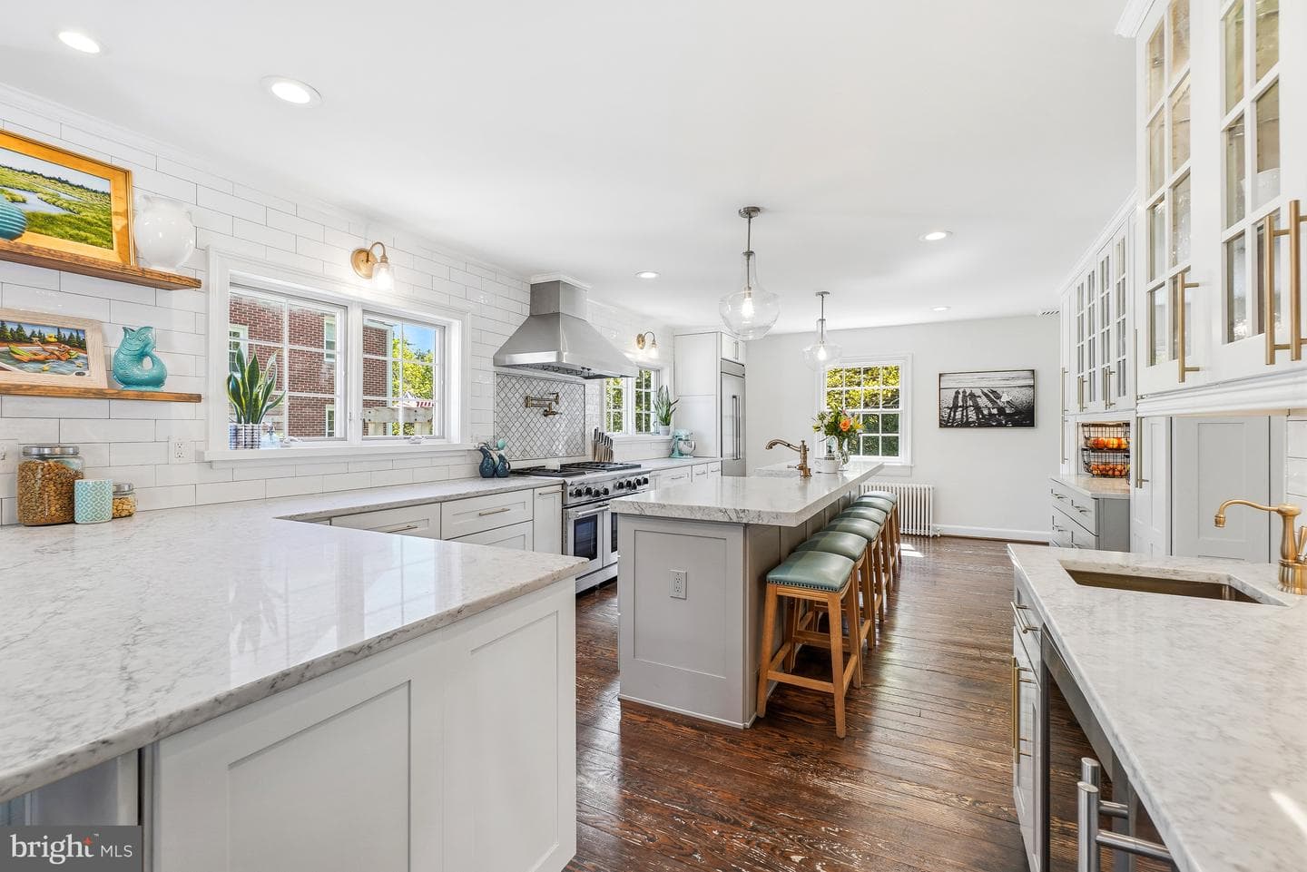 304 Riggs Avenue photo 8