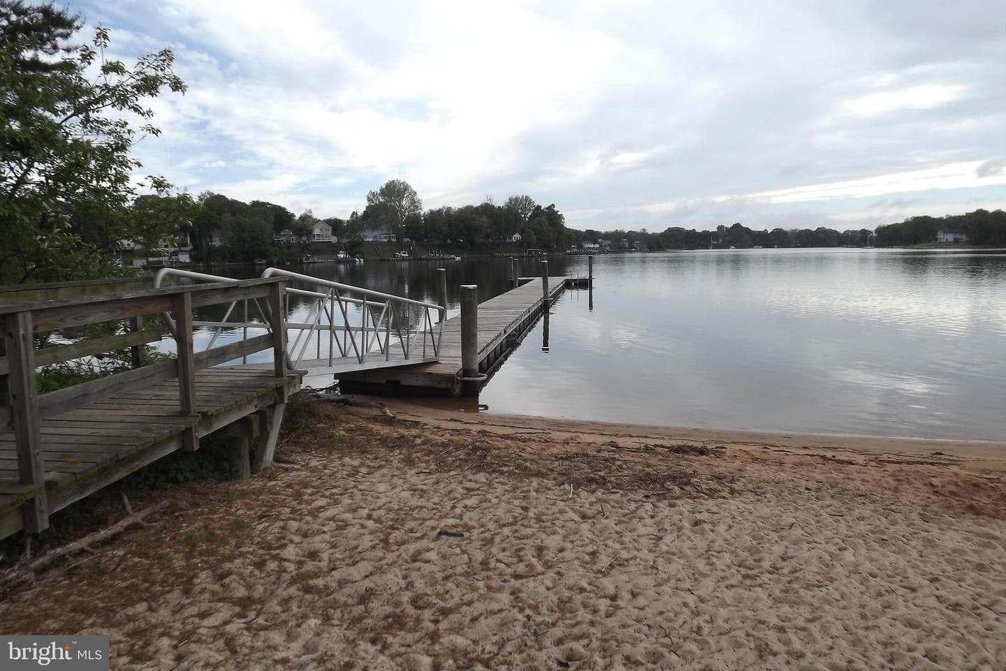 1054 Saybrook Harbour photo 18