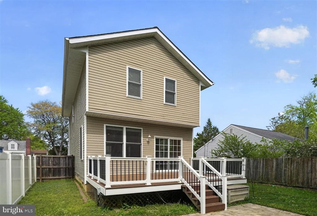 1604 Oriole Road photo 2