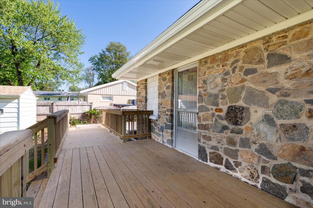 8068 Clark Station Road photo 31