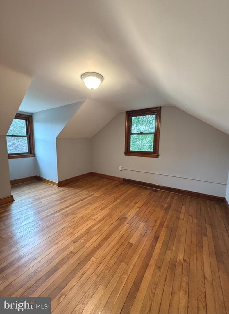 312 Townsend Avenue photo 20