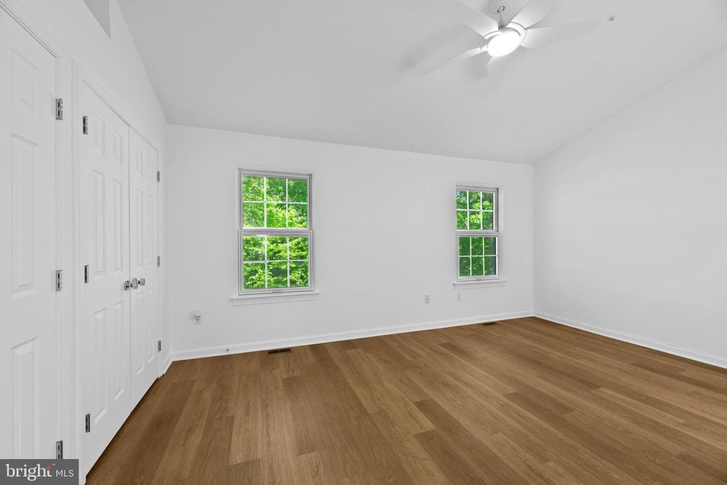 1457 Falcon Nest Court photo 23