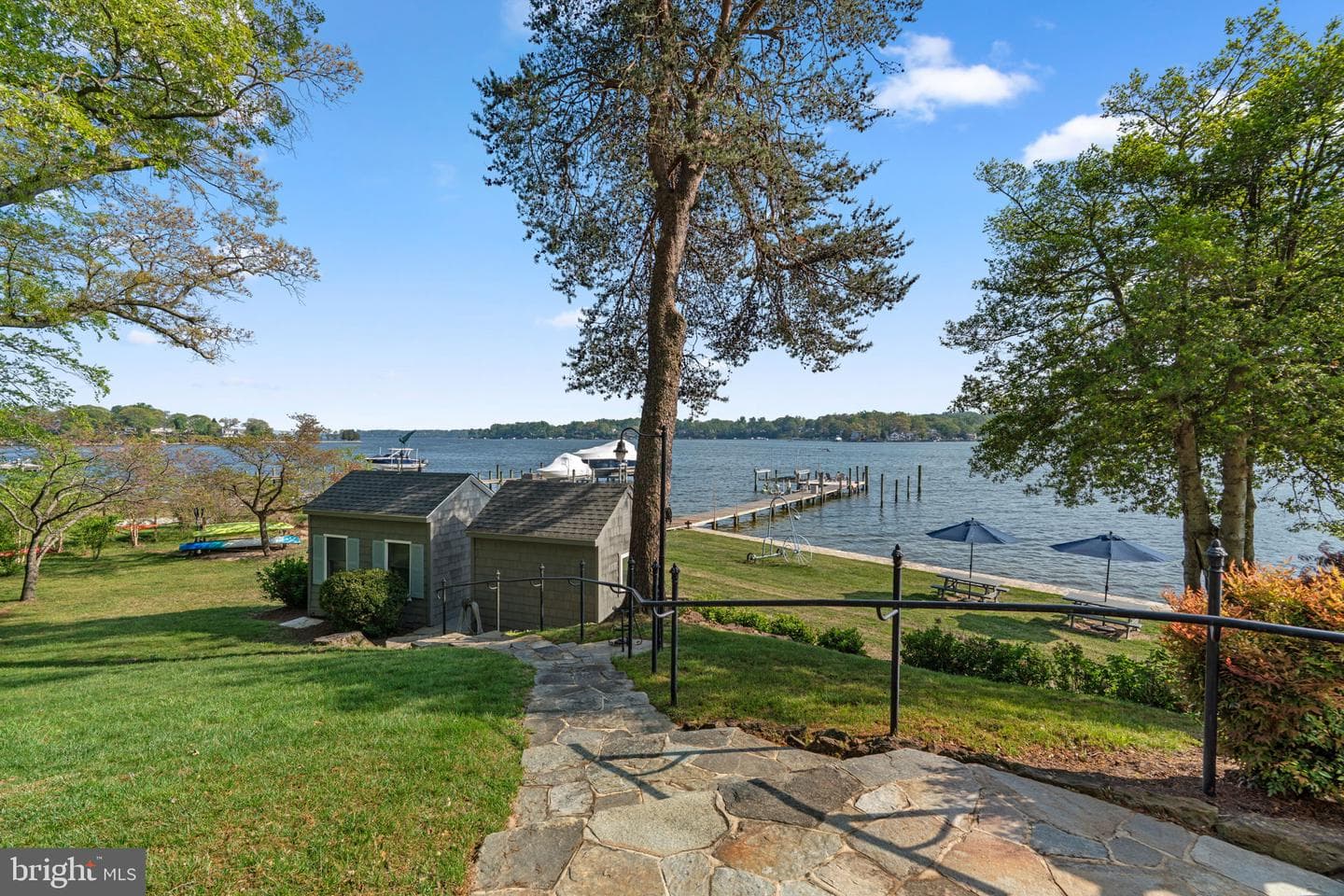 674 Hendler Road photo 32