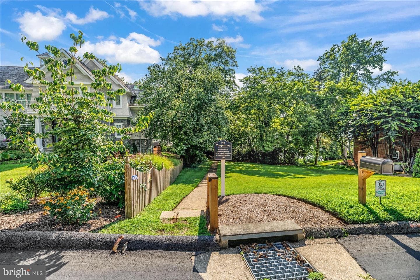 4 Chase Road photo 51
