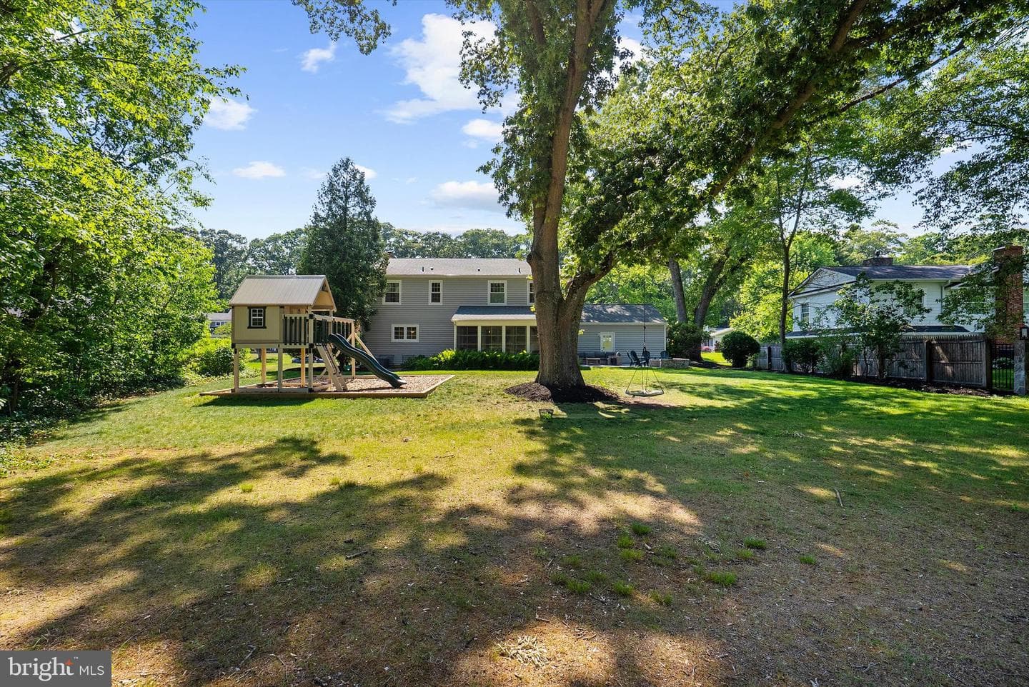 213 Saint Ives Drive photo 70