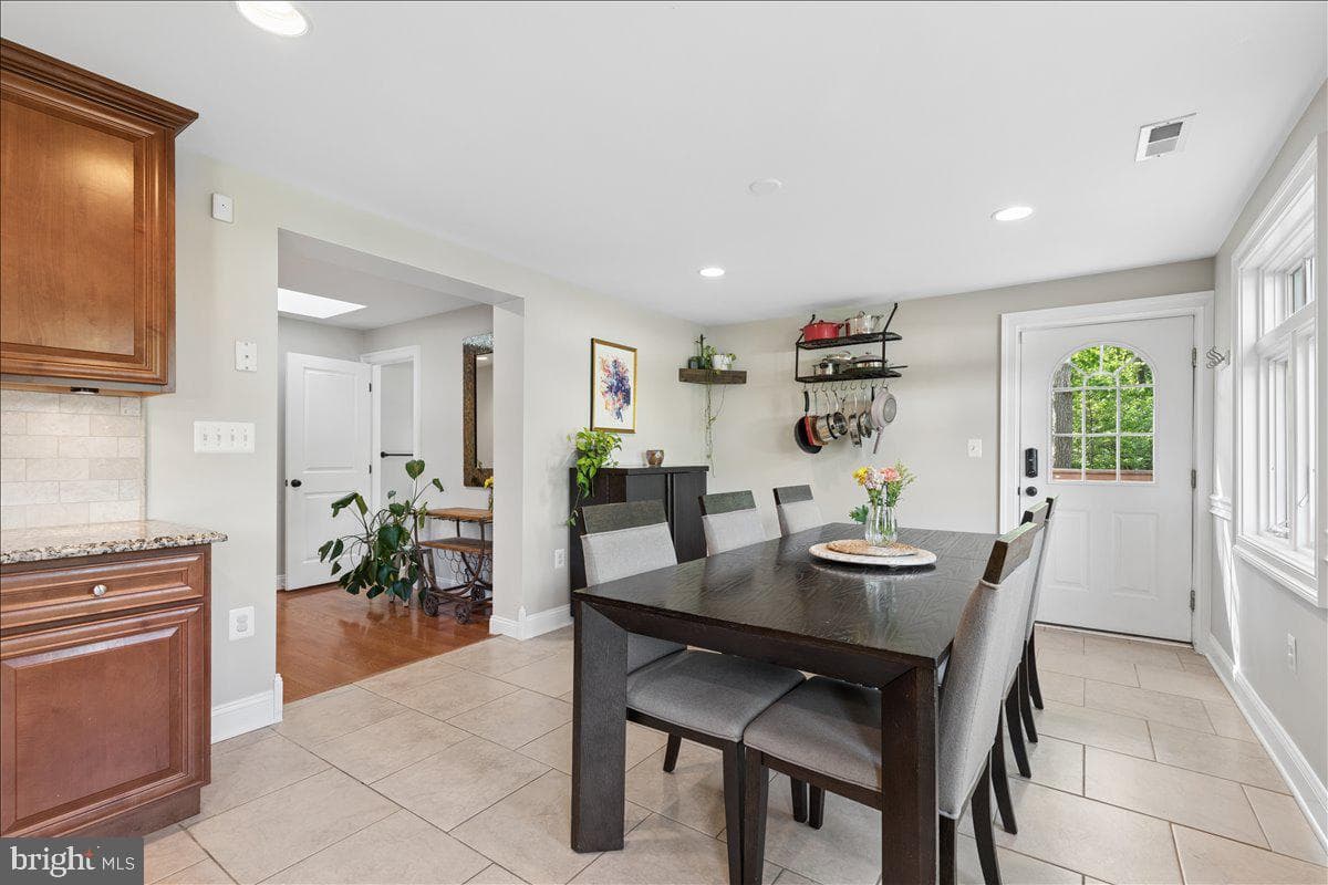 8350 Sycamore Road photo 15