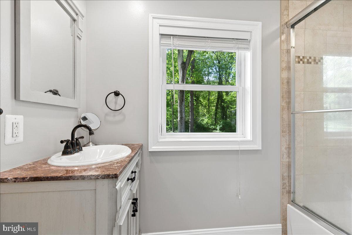 8350 Sycamore Road photo 21