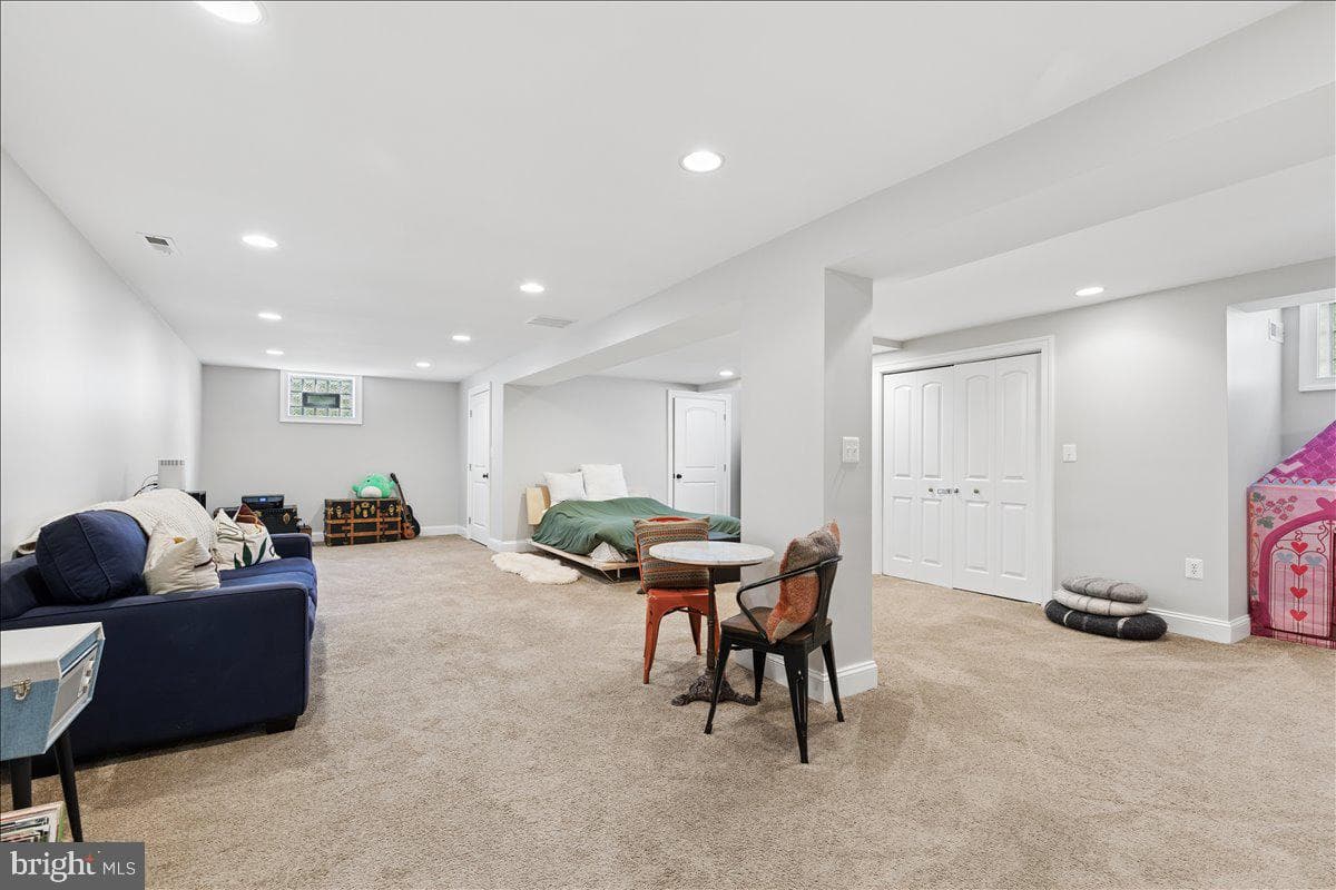 8350 Sycamore Road photo 42