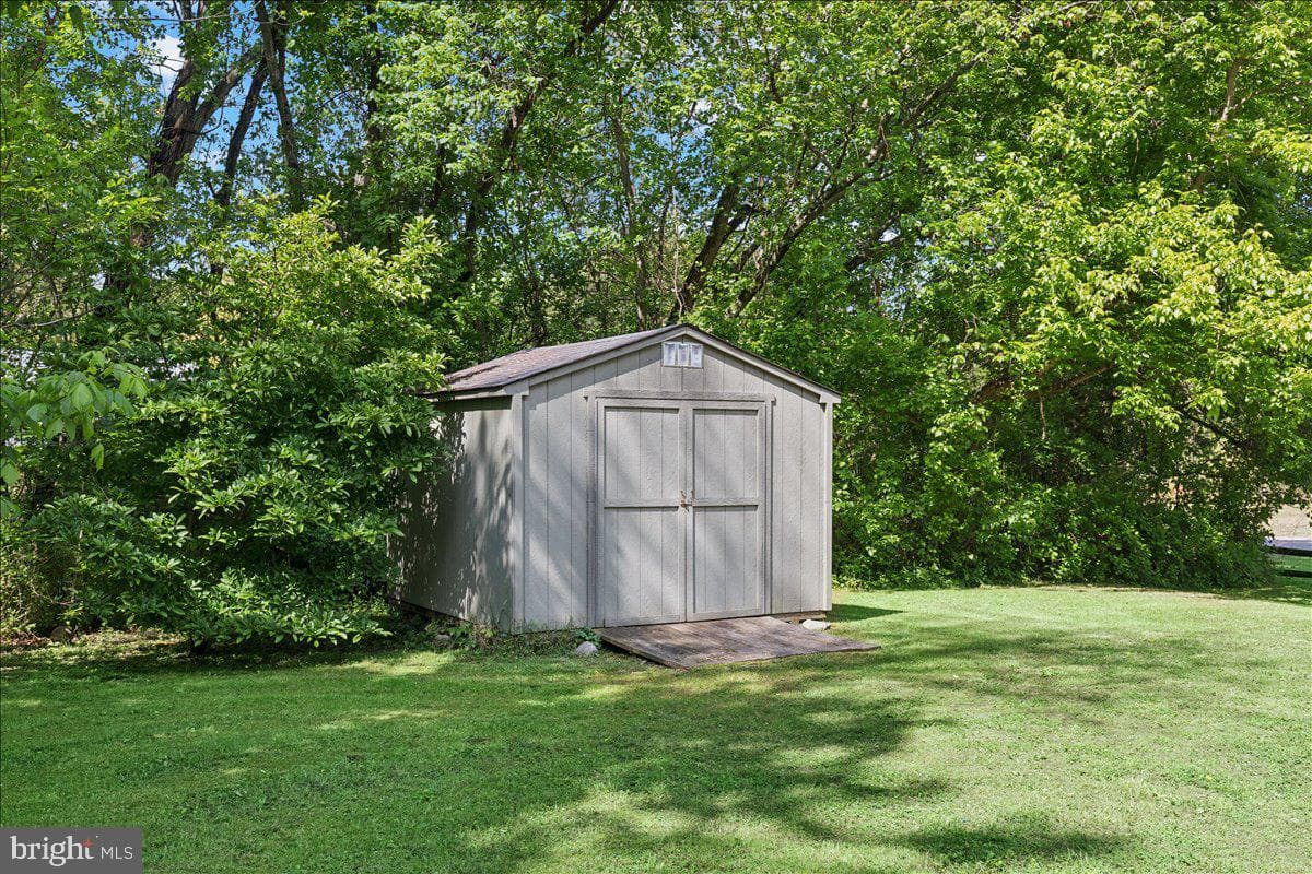 8350 Sycamore Road photo 59