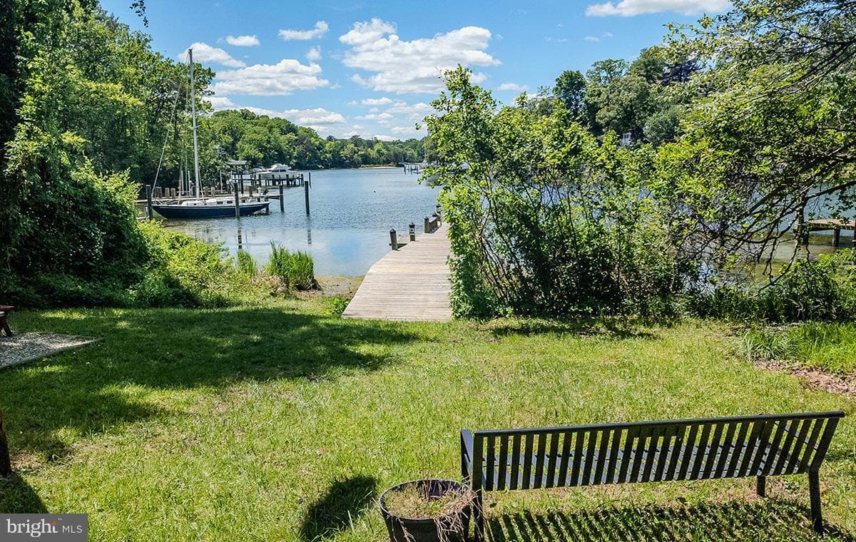 149 Northway photo 46