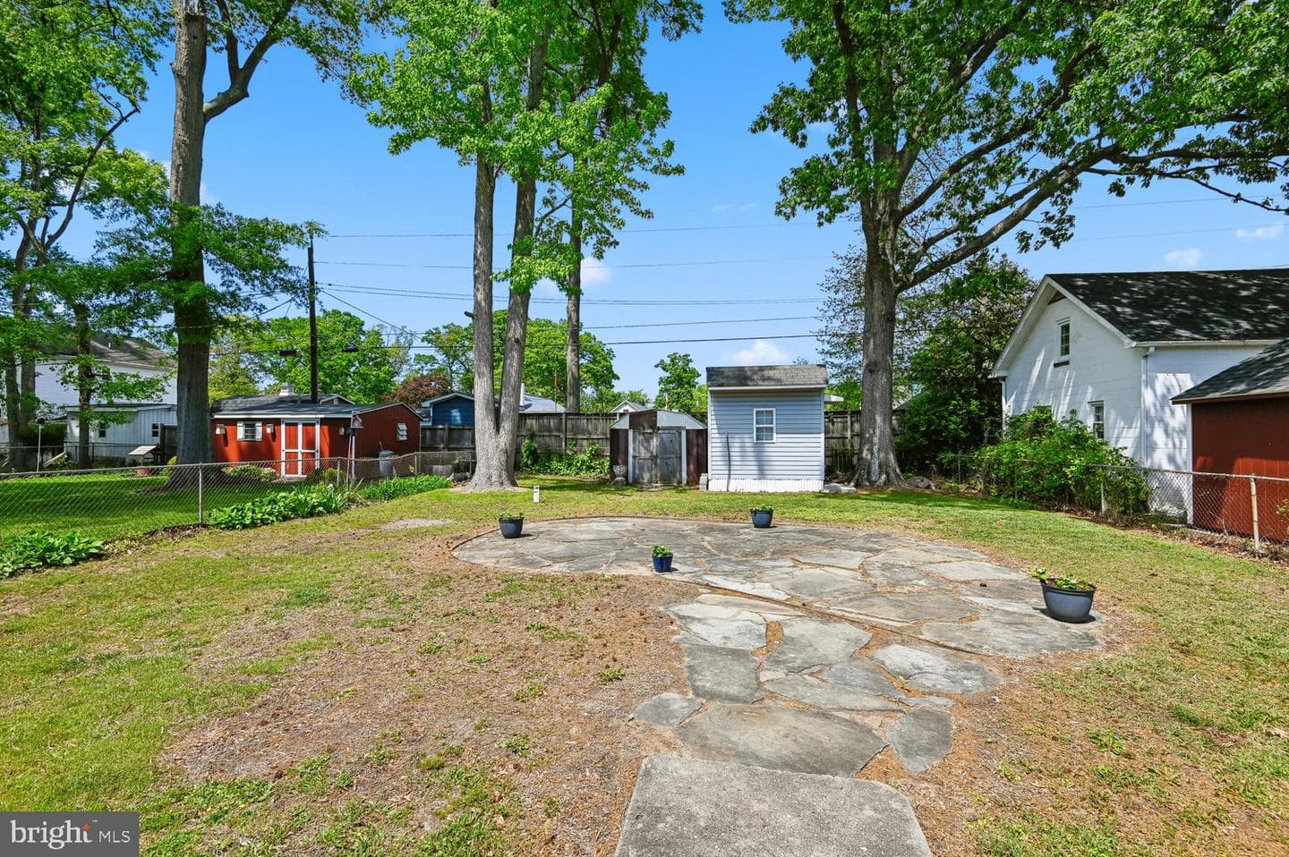 302 Linden Avenue photo 40