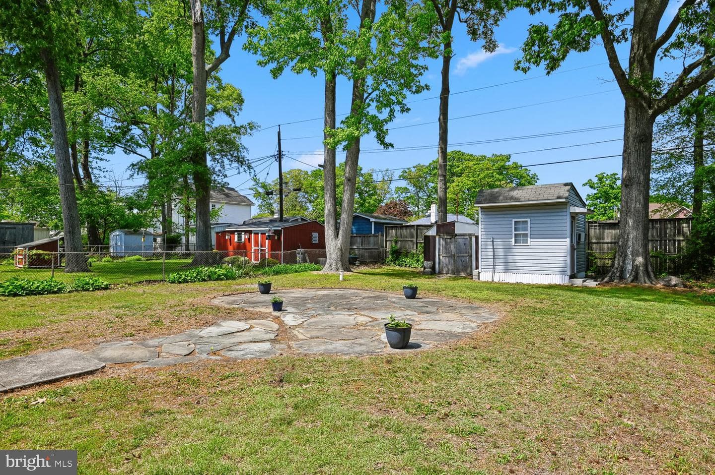 302 Linden Avenue photo 42