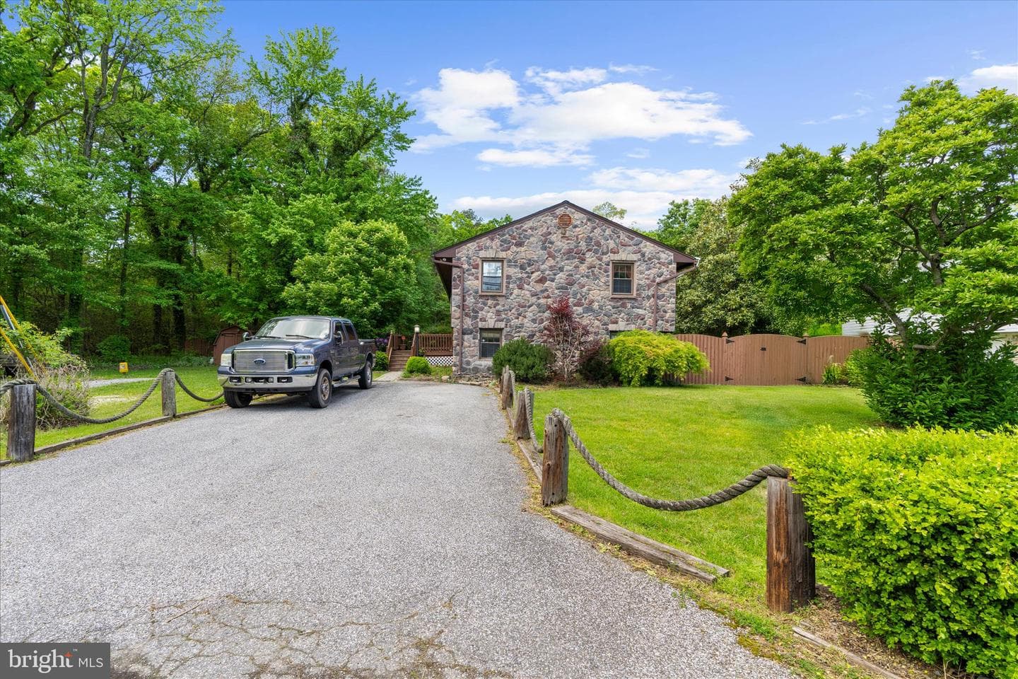 148 Magothy Beach Road photo 4