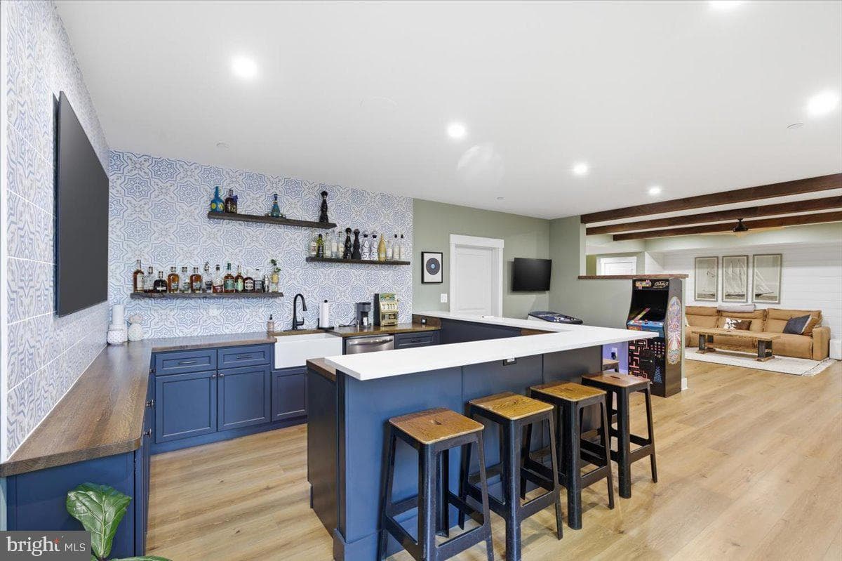 402 Ruysch Lane photo 48