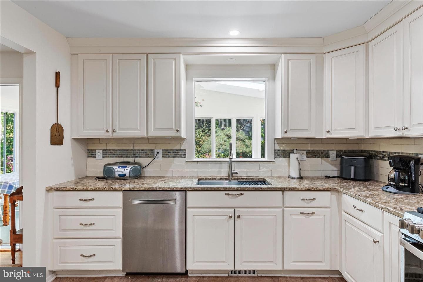 861 Twin Harbor Drive photo 20