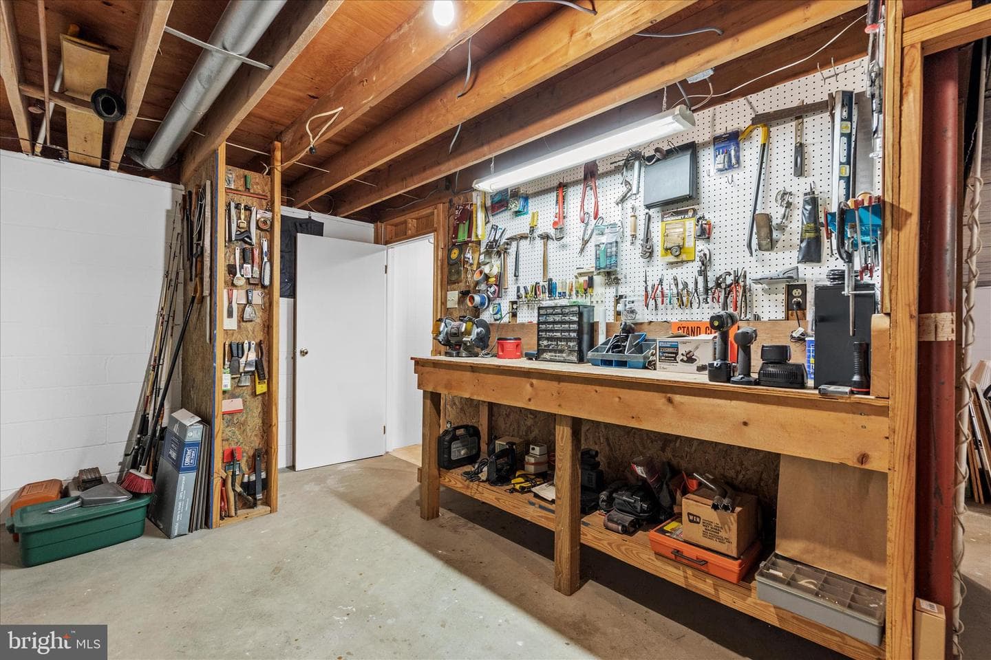 861 Twin Harbor Drive photo 38