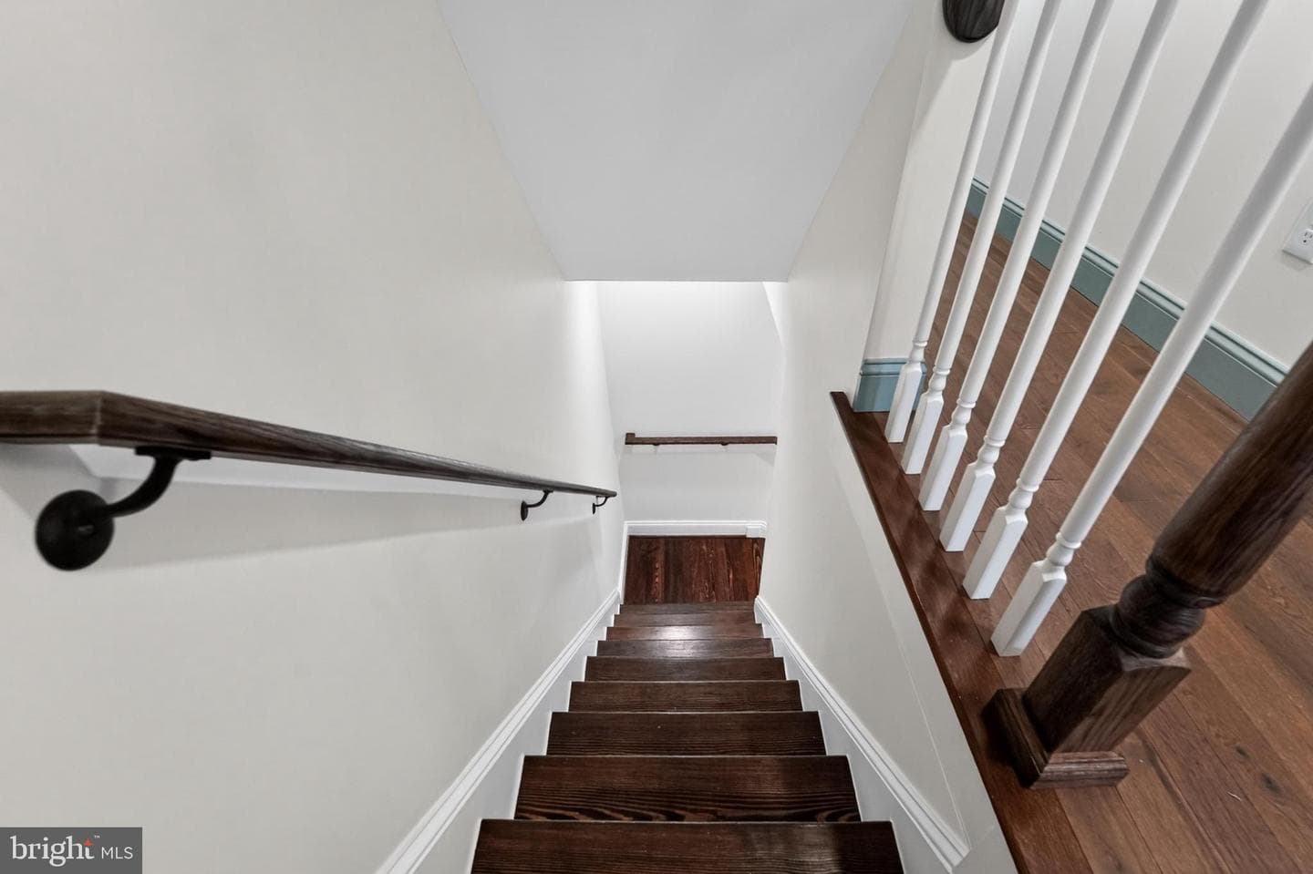 9 College Avenue photo 24