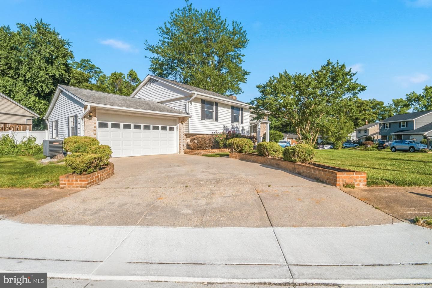 336 Regina Court photo 4