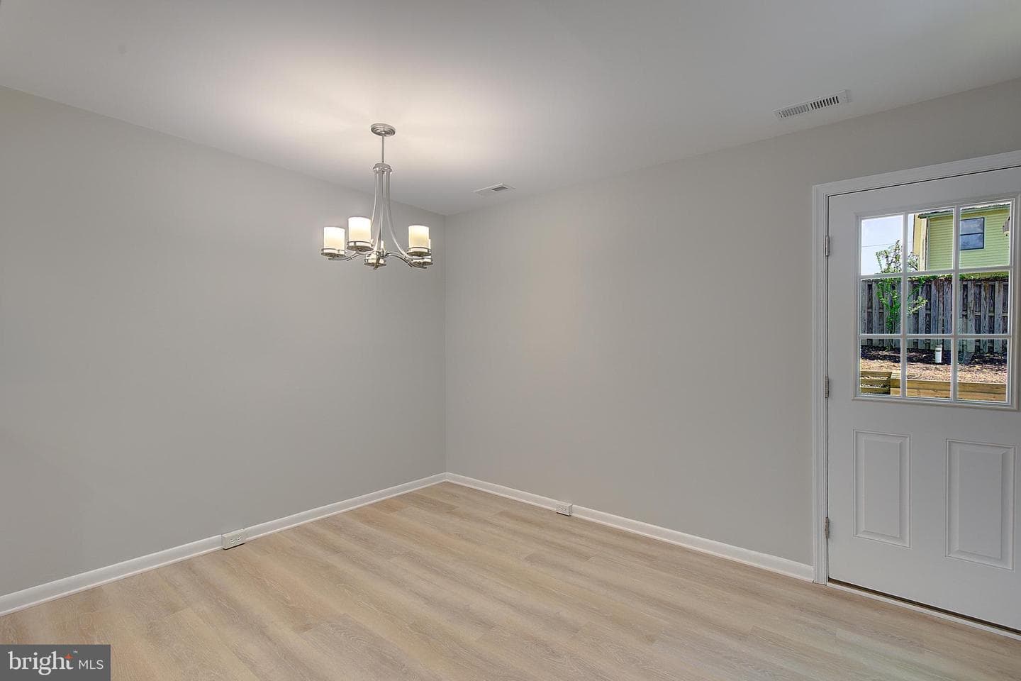 1739 Quantico Road photo 13