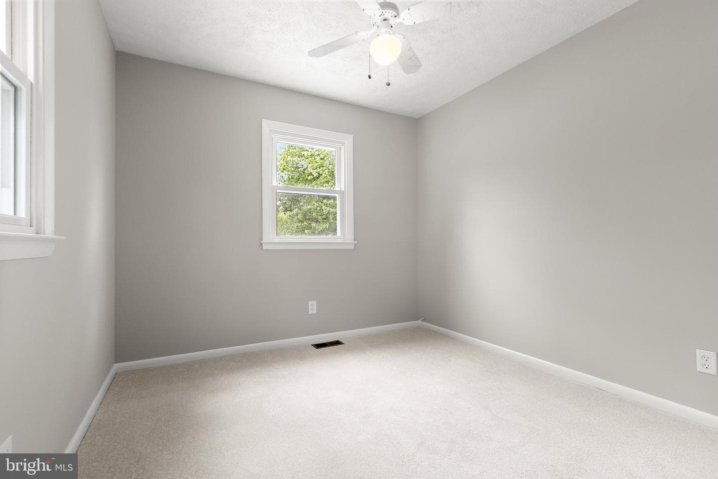 315 Highland Drive photo 29