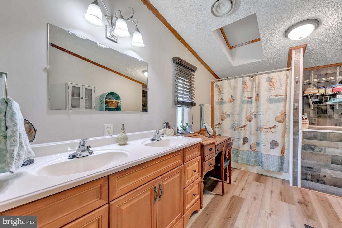 462 Sarah Anne Drive photo 21