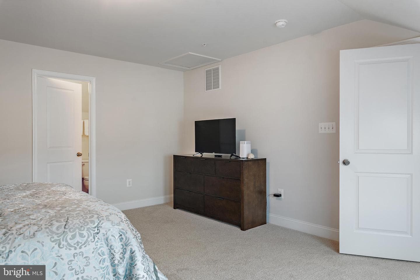 116 Vanguard Lane photo 56