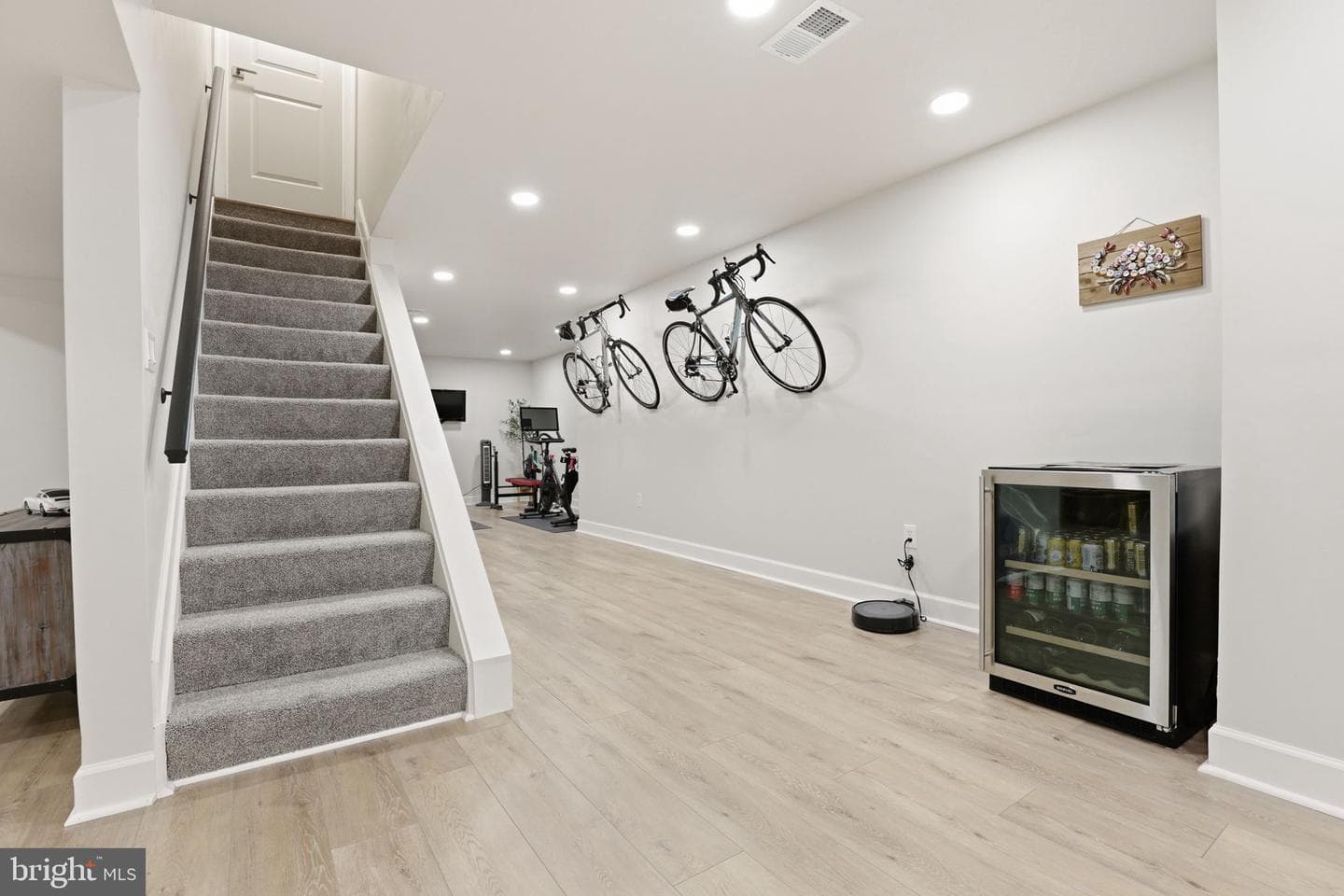 1718 Westminster Way photo 36