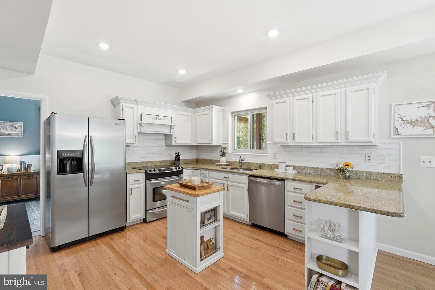 279 Capote Court W photo 13