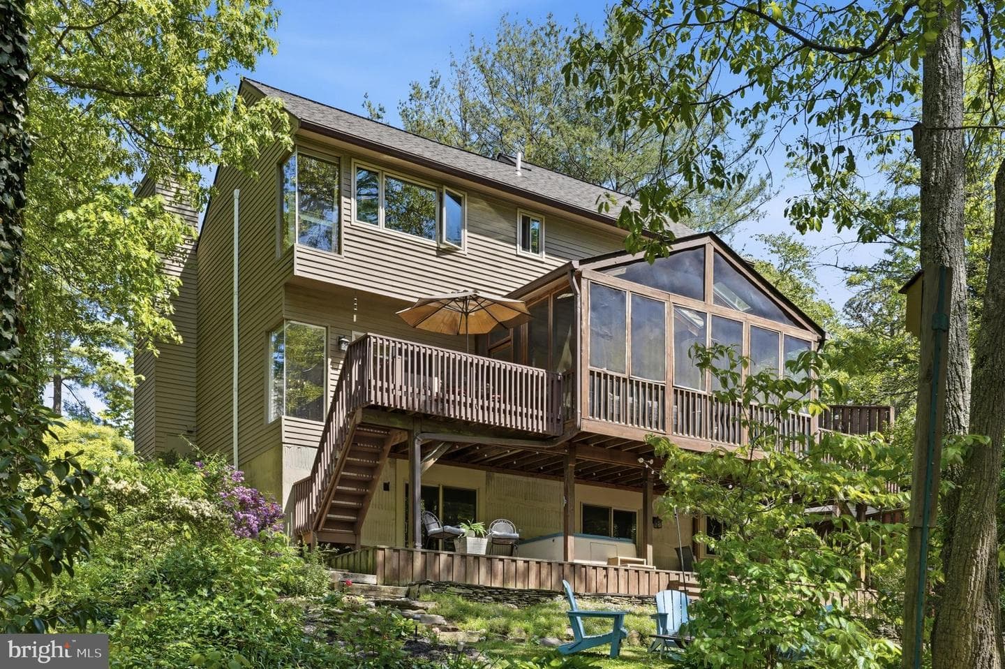 279 Capote Court W photo 54
