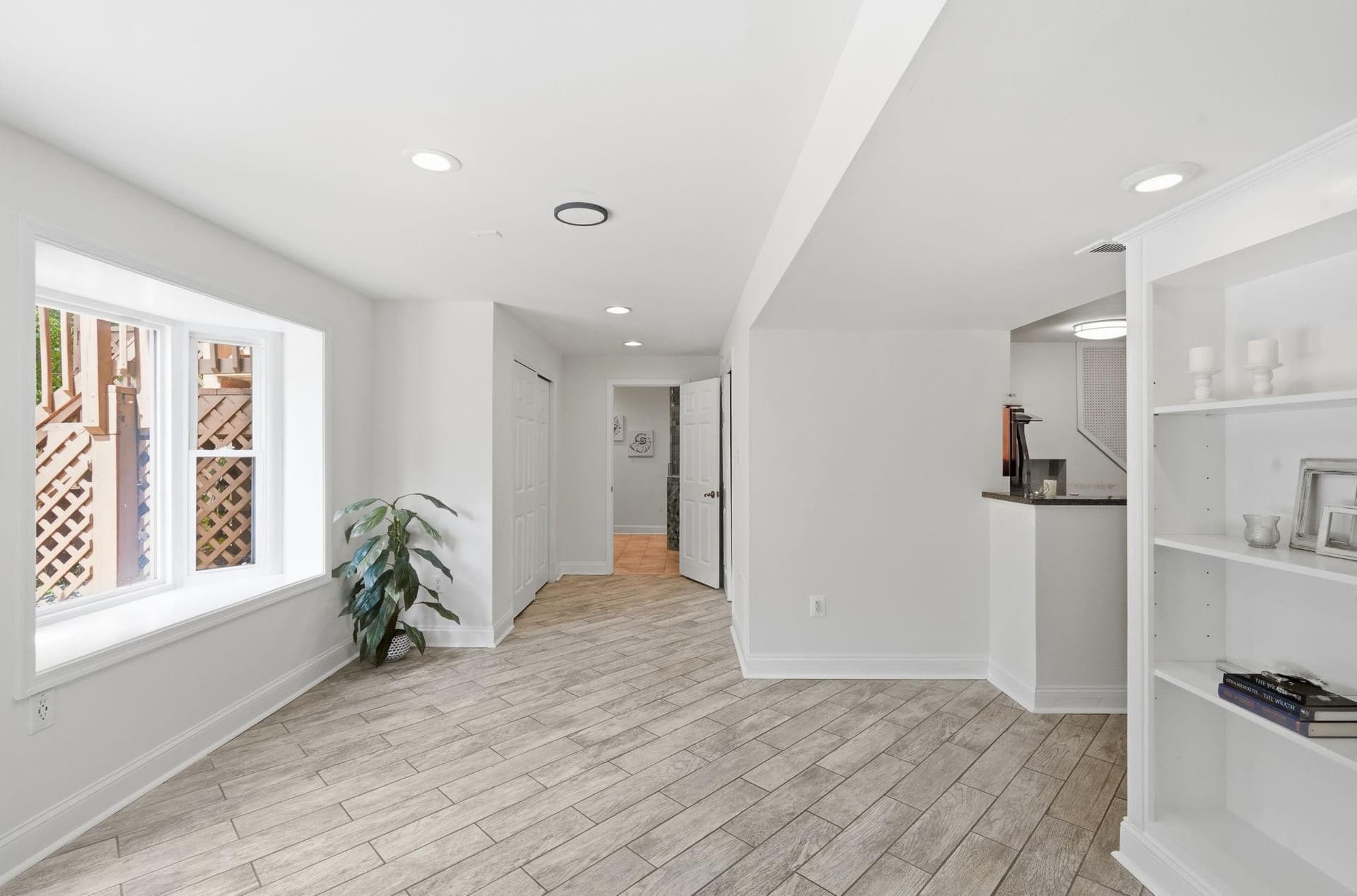 996 Headwater Road photo 38