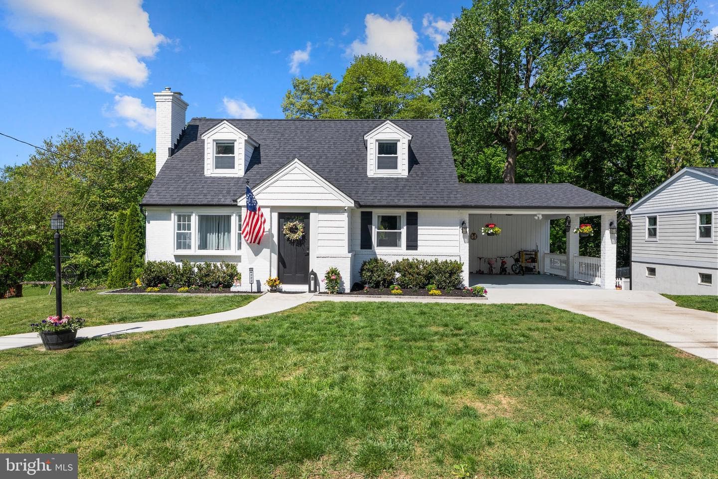 6222 Groveland Road