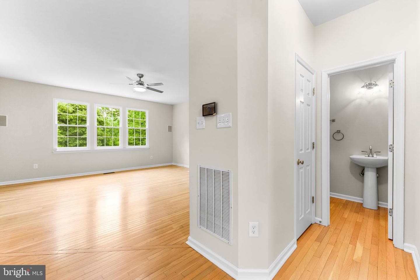 707 Buoy Court photo 13