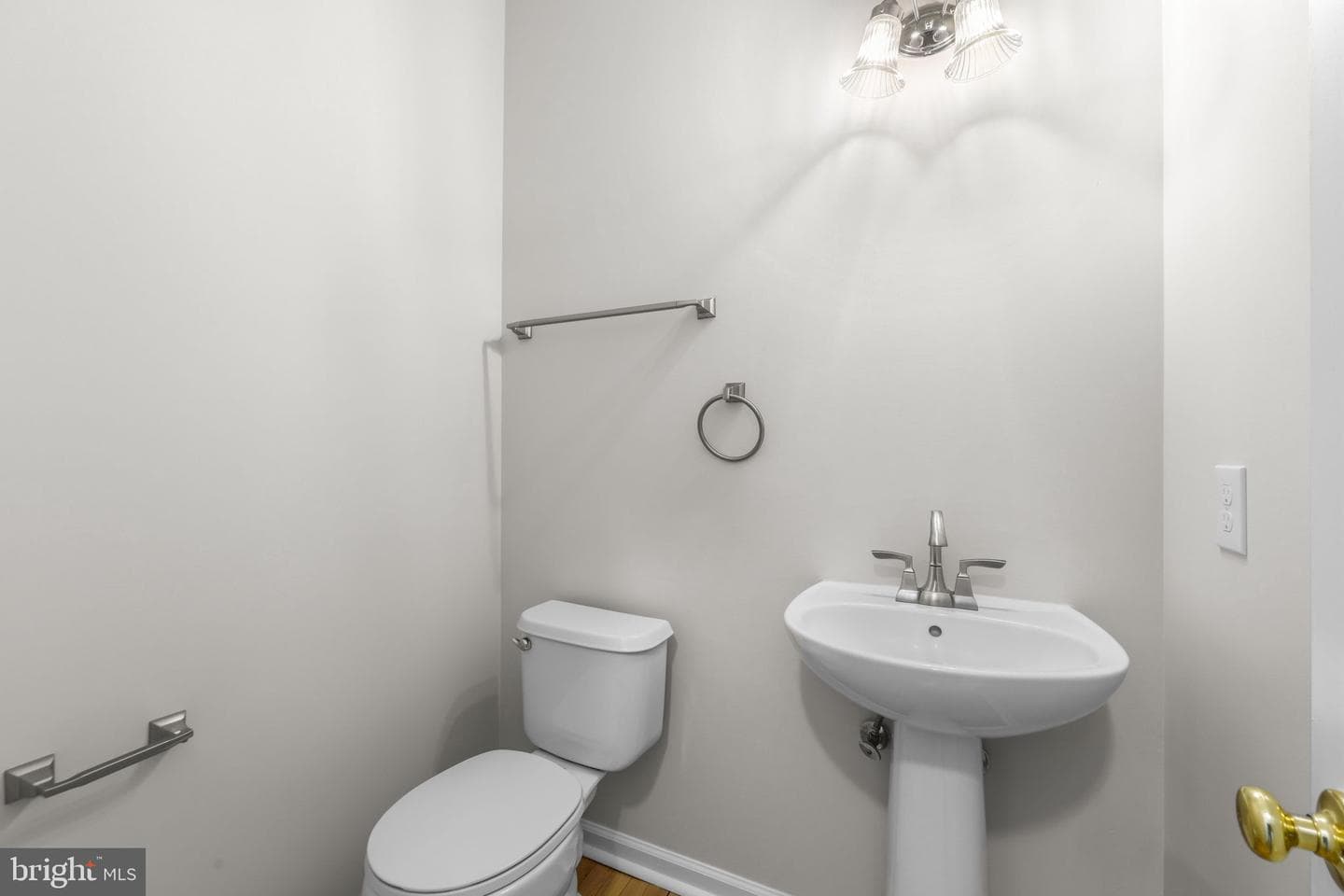 707 Buoy Court photo 14