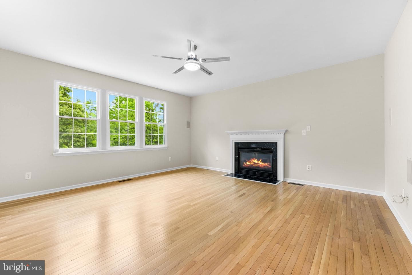 707 Buoy Court photo 16