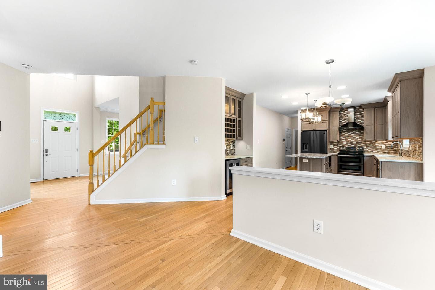 707 Buoy Court photo 18