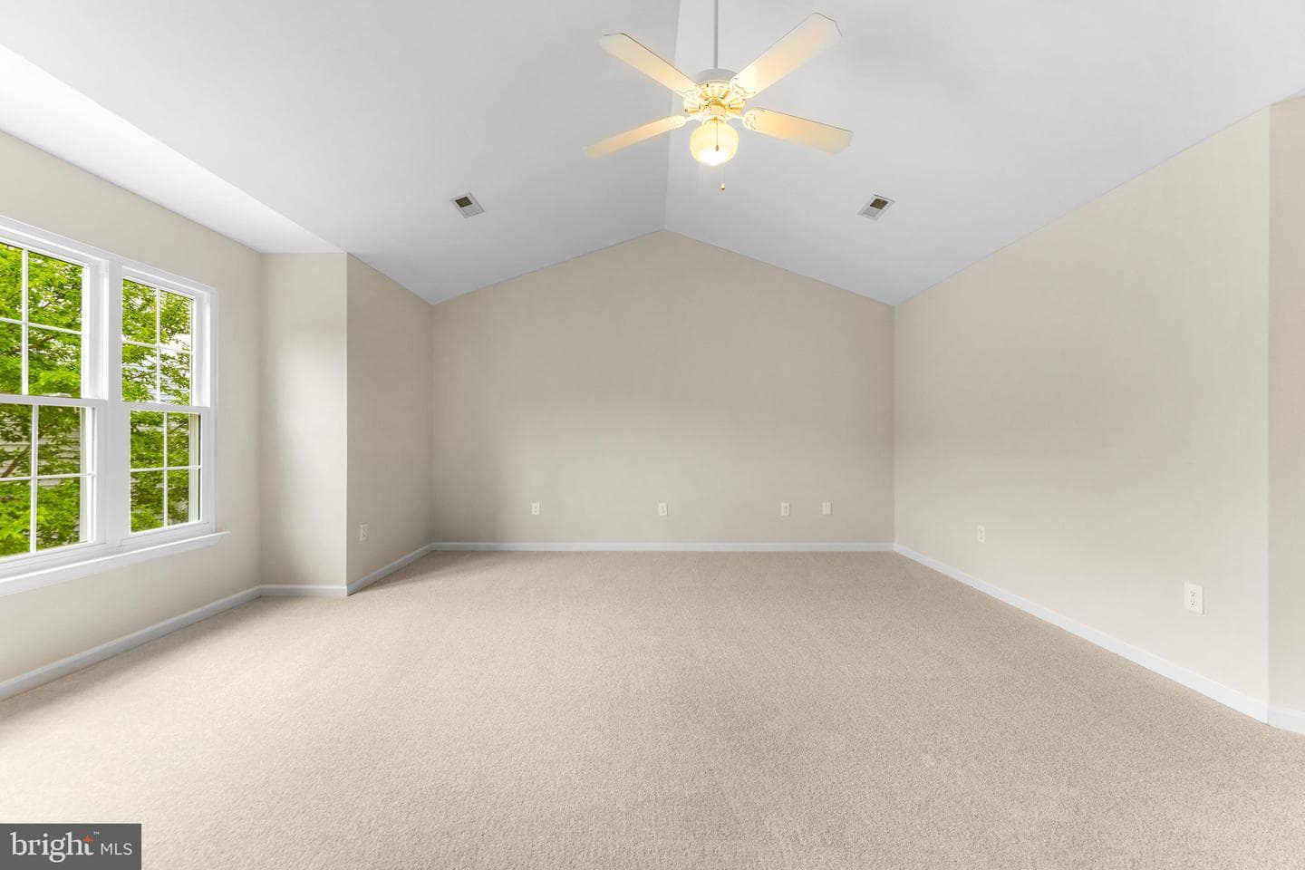 707 Buoy Court photo 37